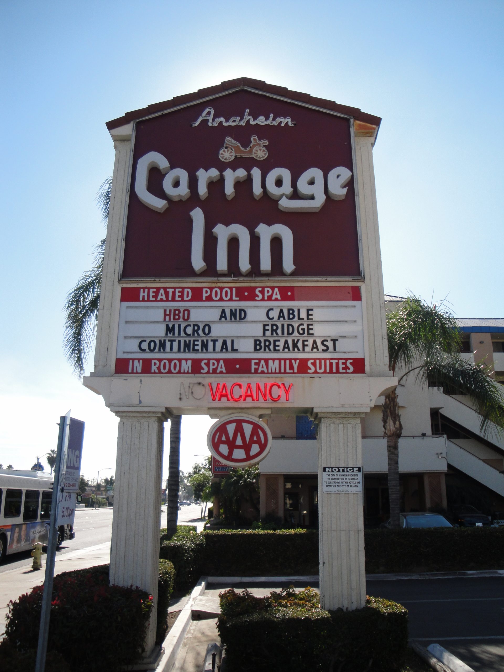 Carriage Inn Hotel - City of Anaheim