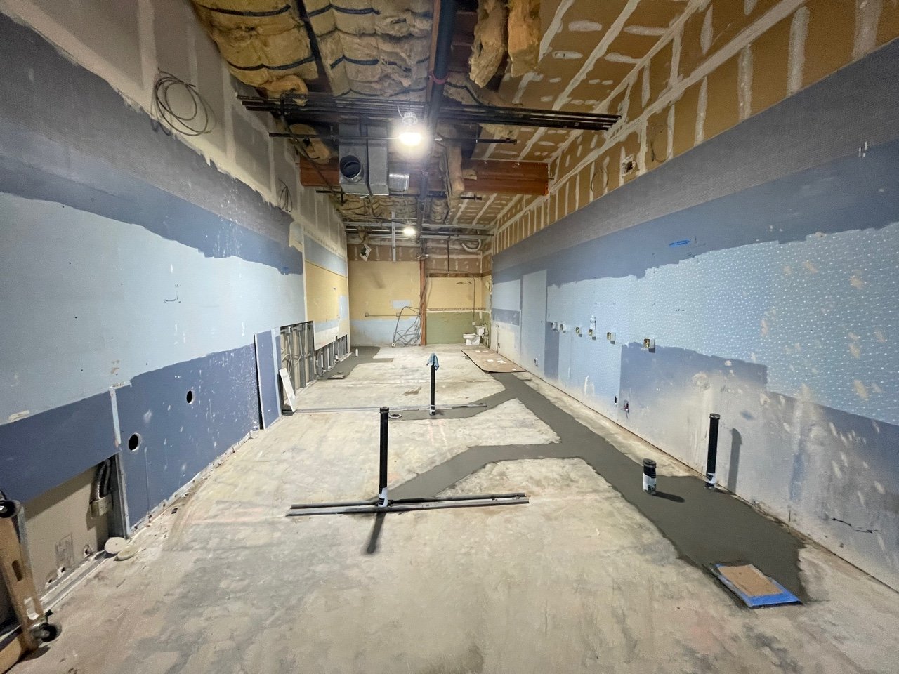 Empty Store